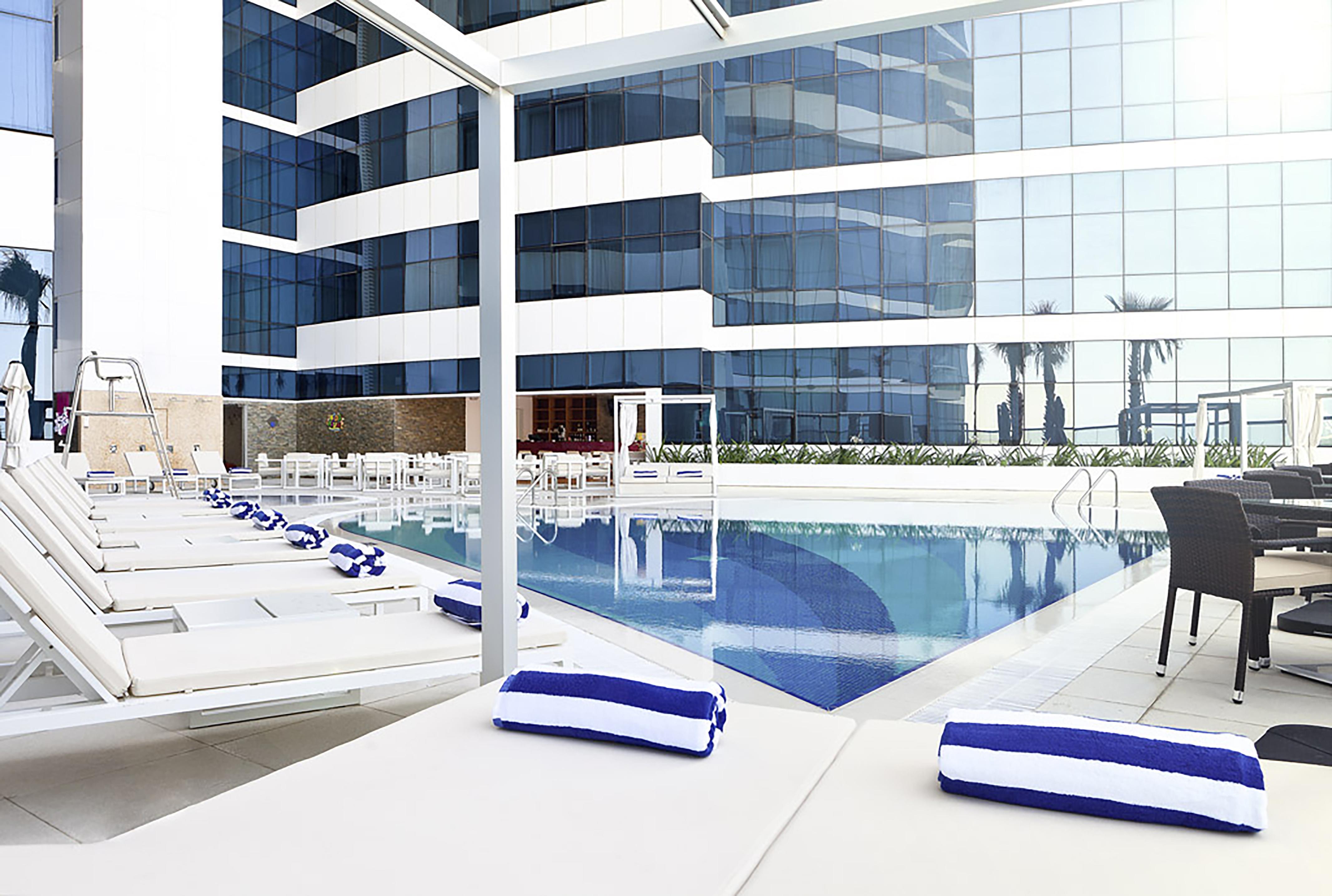 Novotel Dubai Al Barsha Exterior photo